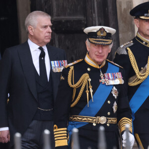 Le prince Andrew, duc d'York, le roi Charles III d'Angleterre, la princesse Anne, le prince Edward, comte de Wessex - Sorties du service funéraire à l'Abbaye de Westminster pour les funérailles d'Etat de la reine Elizabeth II d'Angleterre le 19 septembre 2022. 
