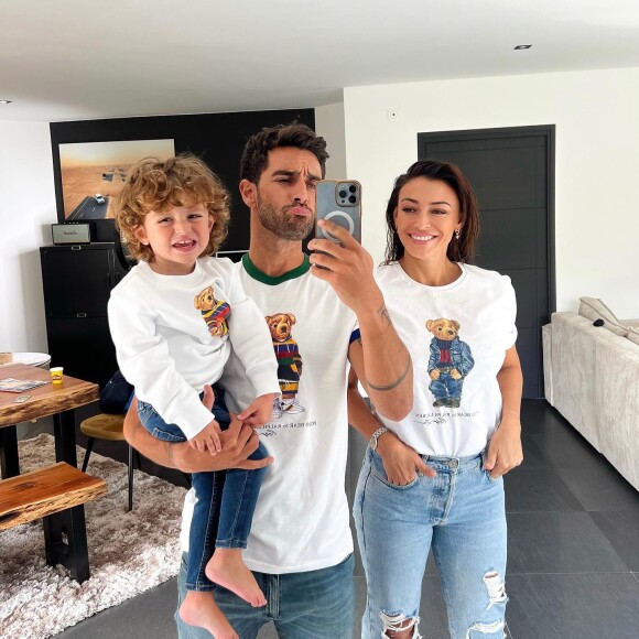 Rachel Legrain-Trapani, son compagnon Valentin Léonard et leur fils Andrea. Le 14 octobre 2022.