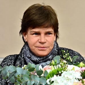 La princesse Stéphanie de Monaco et Dominique Serra, fondatrice et organisatrice du rallye, donnent le départ de la 31ème édition du Rallye des Gazelles ("Rallye Aïcha des e-gazelles") sur la place du Palais Princier à Monaco, le 18 mars 2022. © Bruno Bebert/Bestimage