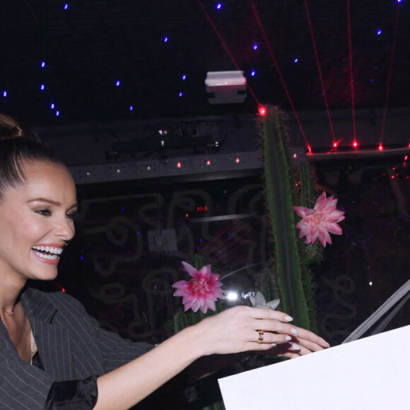 Exclusif - Maëva Coucke (Miss France 2018) et son compagnon François Bonifaci - Maëva Coucke fête son 28ème anniversaire au restaurant "Kuku" à Paris le 6 novembre 2022. © Rachid Bellak/Bestimage