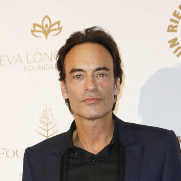 Anthony Delon - Photocall de la 10ème édition du "Global Gift Gala 2022" au Four Seasons Hotel George V à Paris le 19 novembre 2022.  © Marc Ausset-Lacroix / Bestimage 