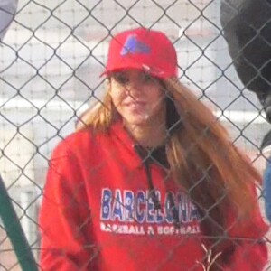 Shakira assiste à un match de baseball de son fils Milan avant leur départ pour Miami où elle doit s'installer avec ses enfants. Barcelone le 12 novembre 2022.