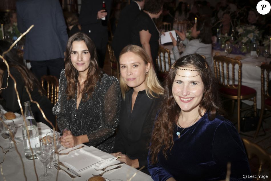 Exclusif - Charlotte Gabris, Lilou Fogli, Joséphine Drai - Personnalités au Gala pour les 10 ans de l&#039;association &quot;Princesse Margot&quot;, présenté par C.Beaugrand, à Paris. Le 15 novembre 2022 © Jack Tribeca / Bestimage