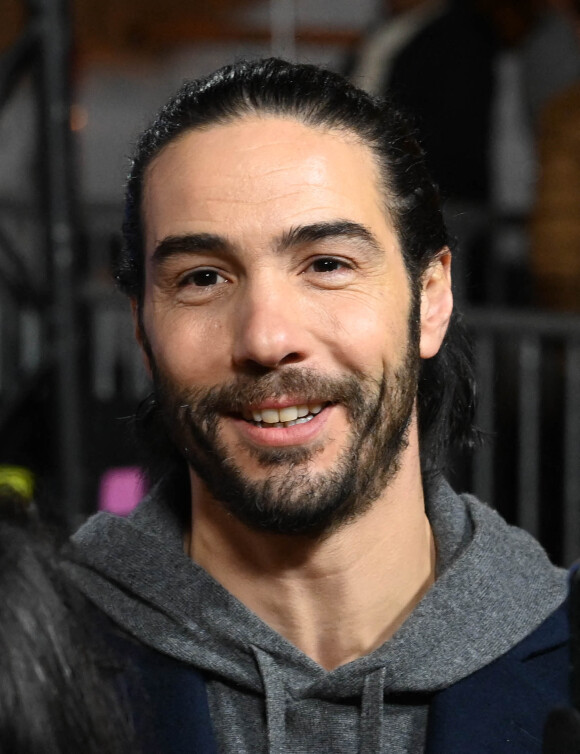 Tahar Rahim - Inauguration des illuminations de l'Avenue des Champs-Elysées à Paris le 20 novembre 2022. ©Coadic Guirec/Bestimage