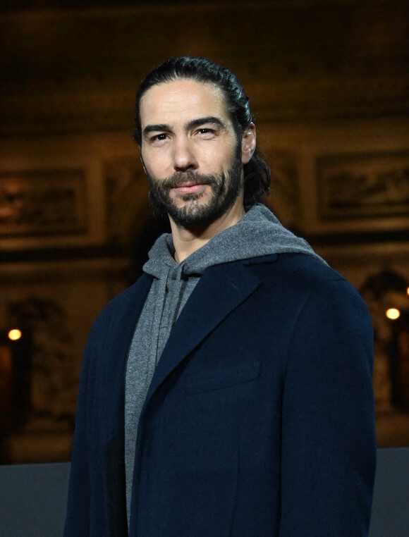 Tahar Rahim - Inauguration des illuminations de l'Avenue des Champs-Elysées à Paris le 20 novembre 2022. ©Coadic Guirec/Bestimage