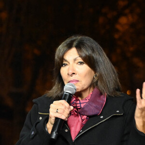 Anne Hidalgo - Inauguration des illuminations de l'Avenue des Champs-Elysées à Paris le 20 novembre 2022. ©Coadic Guirec/Bestimage