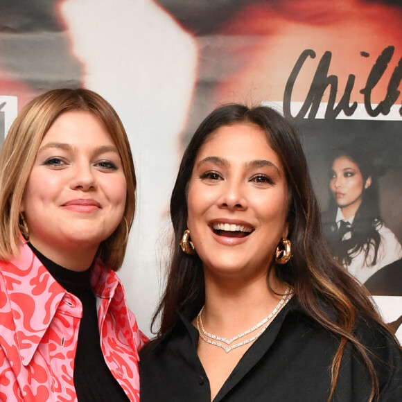 Exclusif - Louane et Chilla ( Maréva Ranarivelo) - La chanteuse Chilla ( Maréva Ranarivelo) en showcase pour la sortie de son album "Ego" à Paris le 3 novembre 2022. © Veeren / Bestimage 