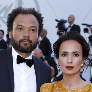 Fabrice Éboué et sa compagne Amelle Chahbi - Montée des marches du film "Okja" lors du Festival International du Film de Cannes. © Borde-Jacovides-Moreau/Bestimage