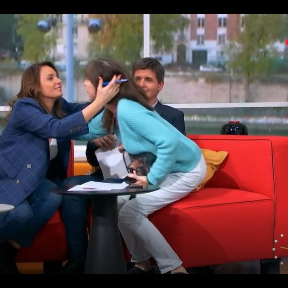 Julia Vignali émue dans "Télématin", le 22 novembre 2022, sur France 2