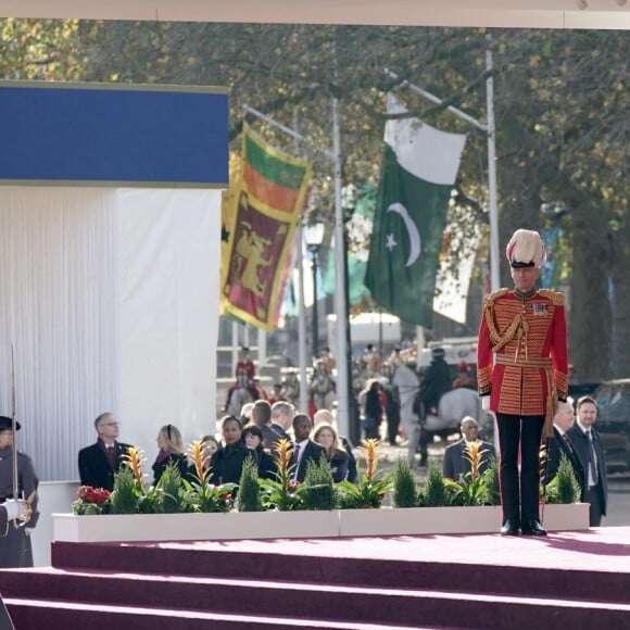 Le président de l'Afrique du Sud Cyril Ramaphosa, le roi Charles III, Camilla Parker Bowles, reine consort d'Angleterre, le prince William, prince de Galles, et Catherine (Kate) Middleton, princesse de Galles - La famille royale du Royaume Uni lors de la cérémonie d'accueil du président de l'Afrique du Sud, en visite d'état à Londres, Royaume Uni, le 22 novembre 2022. 