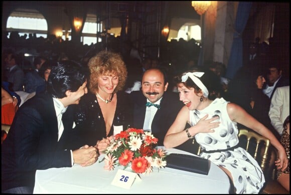 Christian Clavier, Valérie Mairesse, Gérard Jugnot et Véronique Genest en 1984 à Cannes