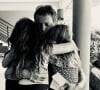Marc-Olivier Fogiel avec ses filles Mila et Lily. Instagram, le 17 août 2019.
