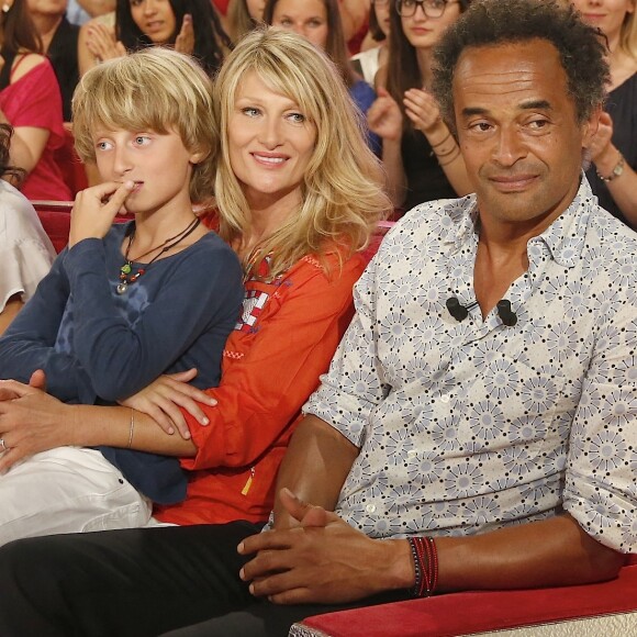 Isabelle Camus avec Yannick Noah et leur fils Joalukas - Enregistrement de l'émission "Vivement Dimanche" à Paris le 11 juin 2014.