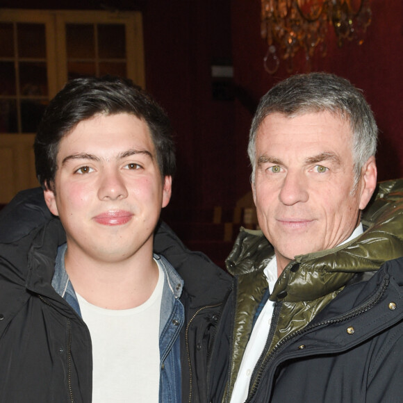 Bruno Gaccio et son fils Enzo à la générale du woman show "Vive Demain !" de Michèle Bernier au théâtre des Variétés à Paris le 28 janvier 2019. © Coadic Guirec/Bestimage