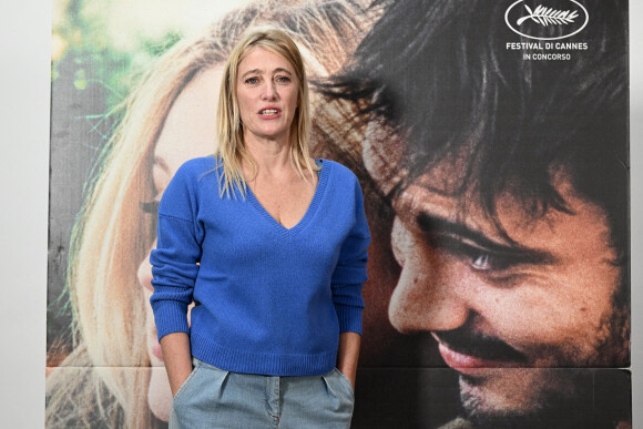 Valeria Bruni Tedeschi au photocall du film "Les Amandiers" ("Forever Young") à Rome, le 25 novembre 2022. 