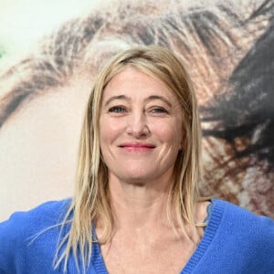 Valeria Bruni Tedeschi au photocall du film "Les Amandiers" ("Forever Young") à Rome, le 25 novembre 2022. 