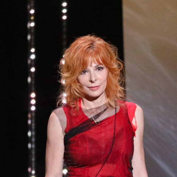 Info du 13 mai 2022 - La chanteuse Mylène Farmer a rompu avec Benoît Di Sabatino, son compagnon depuis 2002 - Mylène Farmer - Cérémonie d'ouverture du 74ème Festival International du Film de Cannes. Le 6 juillet 2021 © Borde-Jacovides-Moreau / Bestimage  Opening ceremony of the 74th Cannes International Film festival. On July 6th 2021 