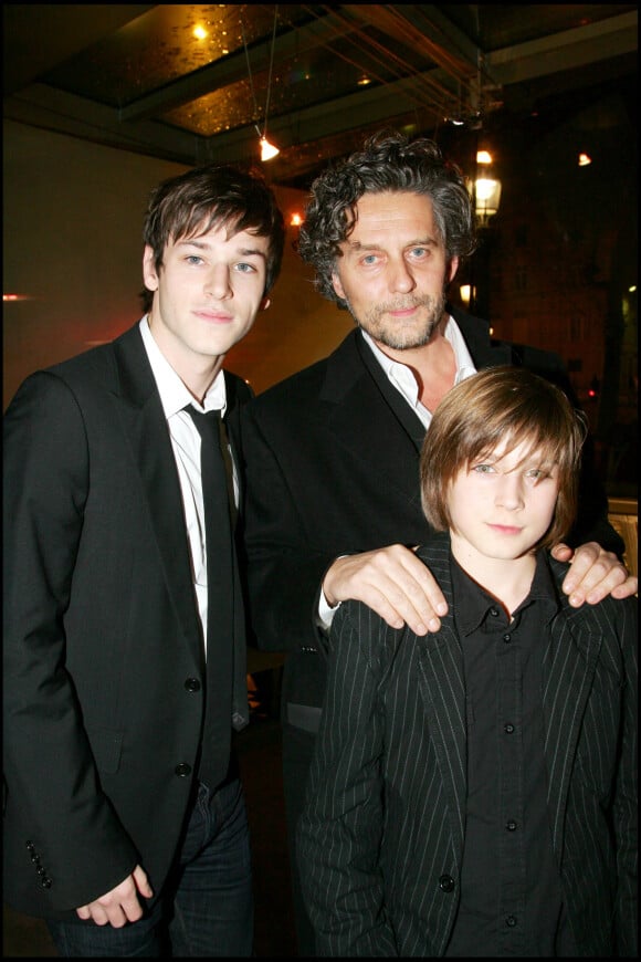 Exclusif - Laurent Boutonnat avec Gaspard Ulliel et Leo Legrand lors de l'avant-première de "Jacquou Le Croquant" à Paris, le 14 janvier 2007.