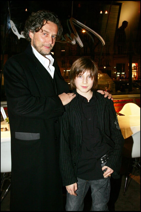 Exclusif - Laurent Boutonnat avec Leo Legrand lors de l'avant-première de "Jacquou Le Croquant" à Paris, le 14 janvier 2007.