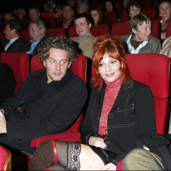 Mylène Farmer et Laurent Boutonnat lors de la première du film "Les Choristes" à Paris.
