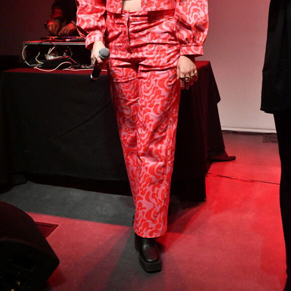 Exclusif - Louane - La chanteuse Chilla ( Maréva Ranarivelo) en showcase pour la sortie de son album "Ego" à Paris le 3 novembre 2022. © Veeren / Bestimage 