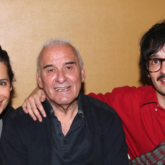 Exclusif - Michel Fugain entre ses enfants Marie Fugain et Alexis Fugain - Concert de Michel Fugain, "Michel Fugain fait Bandapart" pour les 80 ans du chanteur à Bobino à Paris le 12 Mai 2022. © Bertrand Rindoff/Bestimage 
