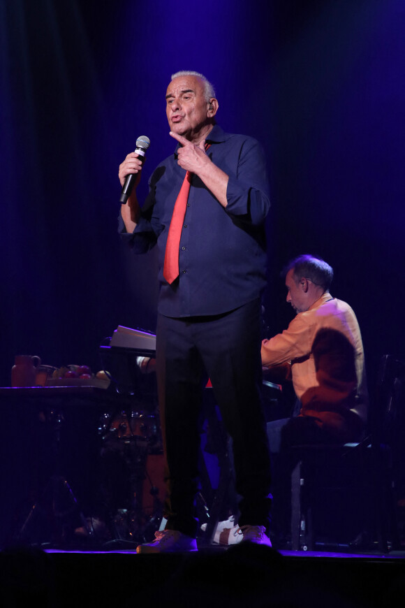 Exclusif - Michel Fugain lors de son concert "Michel Fugain fait Bandapart" pour ses 80 ans; à Bobino à Paris le 12 Mai 2022. © Bertrand Rindoff/Bestimage 