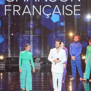 Exclusif - Amir Haddad - Enregistrement de l'émission "La fête de la Chanson française" à Paris, diffusée le 29 novembre sur France 2. Le 7 novembre 2022 © Cyril Moreau-Veeren / Bestimage