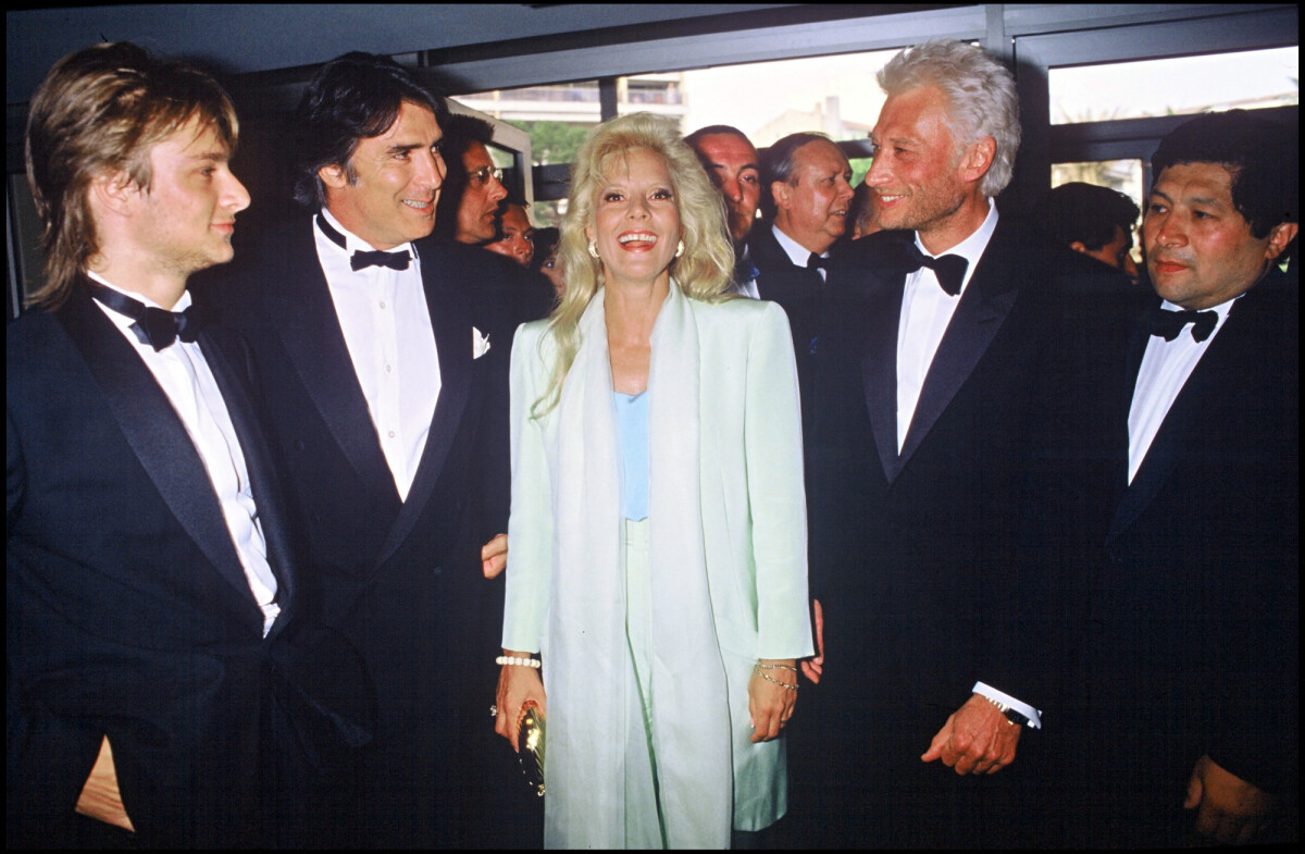 Photo David Hallyday Tony Scotti Sylvie Vartan Et Johnny Hallyday En Cannes Purepeople