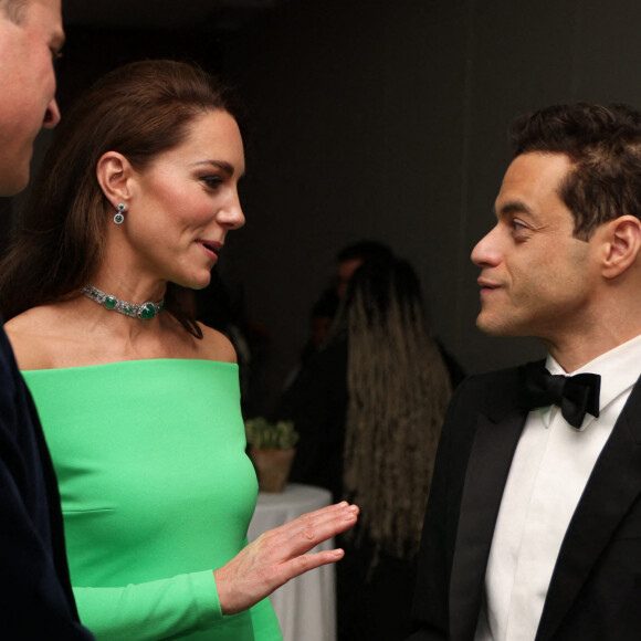 Le prince William, prince de Galles, et Catherine (Kate) Middleton, princesse de Galles, Rami Malek lors de la 2ème cérémonie "Earthshot Prize Awards" au "MGM Music Hall de Fenway" à Boston, le 2 décembre 2022. Au cours de cette soirée, les noms des lauréats seront révélés. 