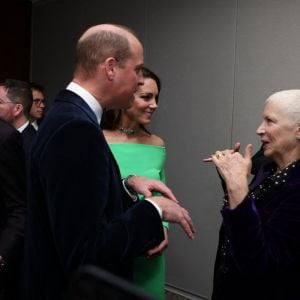 Le prince William, prince de Galles, et Catherine (Kate) Middleton, princesse de Galles, Annie Lennox lors de la 2ème cérémonie "Earthshot Prize Awards" au "MGM Music Hall de Fenway" à Boston, le 2 décembre 2022