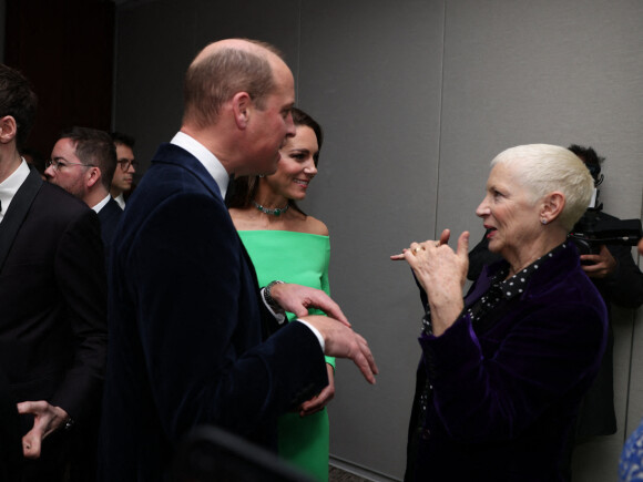 Le prince William, prince de Galles, et Catherine (Kate) Middleton, princesse de Galles, Annie Lennox lors de la 2ème cérémonie "Earthshot Prize Awards" au "MGM Music Hall de Fenway" à Boston, le 2 décembre 2022