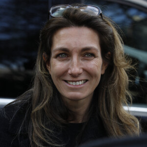 Anne-Claire Coudray- Sorties des obsèques de Jean-Pierre Pernaut en la Basilique Sainte-Clotilde à Paris, France, le 9 mars 2022. © Denis Guignebourg/BestImage