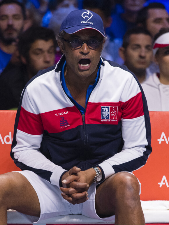 Yannick Noah - 1er match de la Finale de la coupe Davis opposant la France à la Belgique remporté par Jo-Wilfried Tsonga (6-3, 6-2, 6-1) au Stade Pierre Mauroy à Lille , le 24 novembre 2017. © Perusseau - Ramsamy / Bestimage