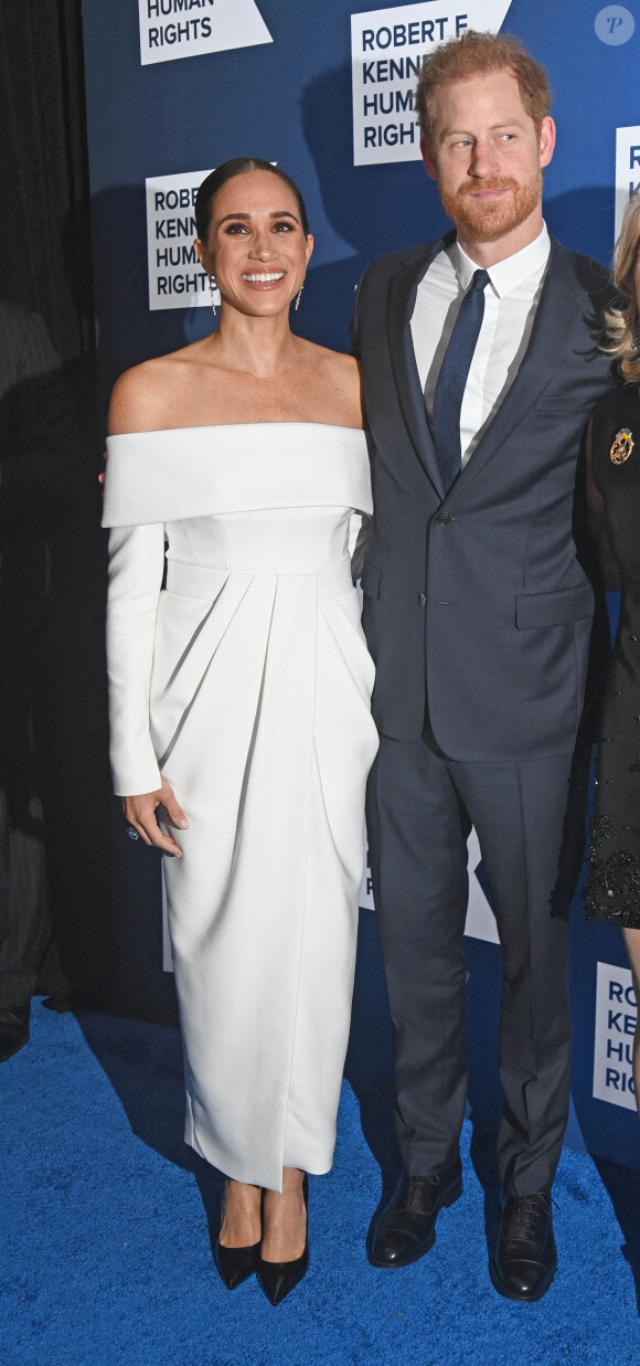 Le prince Harry et Megan Markle au photocall de la soirée de gala "Robert F. Kennedy Human Rights Ripple of Hope 2022" à l'hôtel Hilton de New York City, New York, Etats-Unis, le 6 décembre 2022. 
