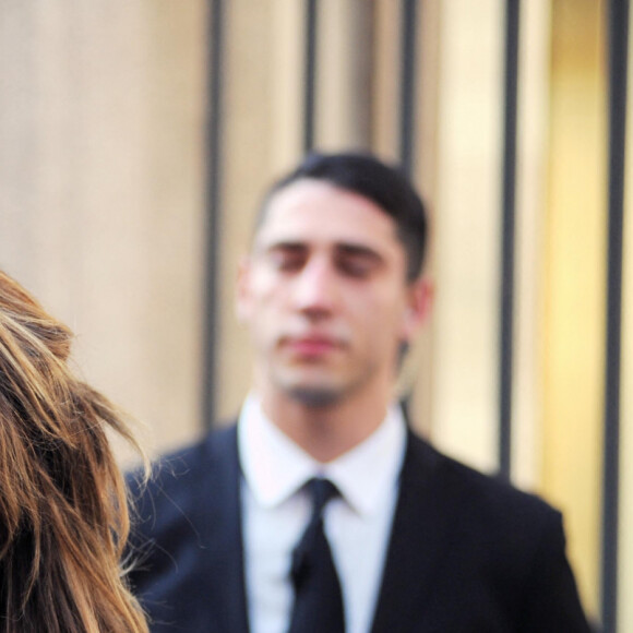 Tina Turner et son mari Erwin Bach sortent d'une boutique Armani à Milan, le 6 juin 2016.