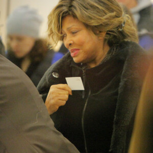 Tina Turner et son compagnon Erwin Bach en vacances dans la station de ski de Cortina d'Ampezzo en Italie.