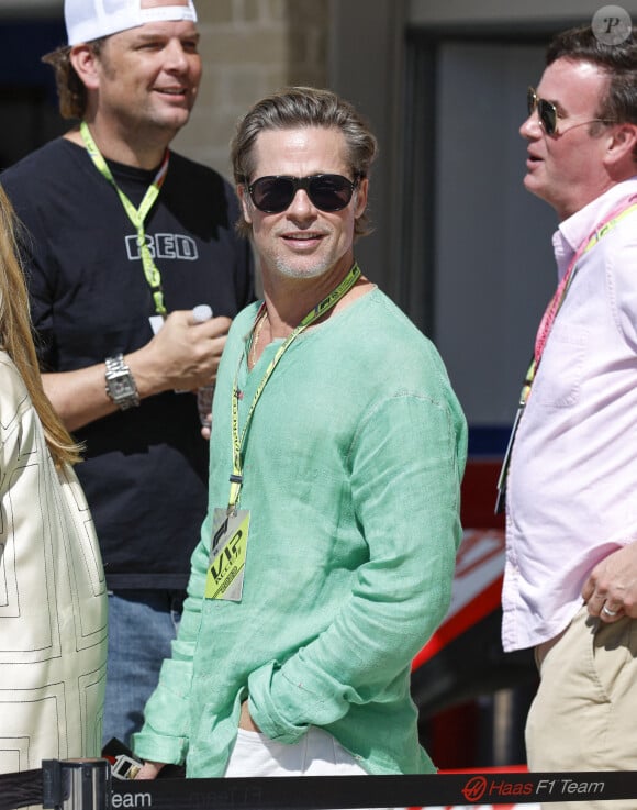 Brad Pitt lors du Grand Prix de Formule 1 (F1) des États-Unis à Austin, le 22 octobre 2022.