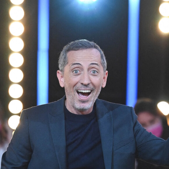 Gad Elmaleh - 36e édition du Téléthon sur le plateau de France 2, avec pour parrain K.Adams, le 3 décembre 2022. © Coadic GUIREC / Bestimage