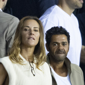 Mélissa Theuriau et son mari Jamel Debbouze - People assistent au match aller de la Ligue des Champions entre le Paris Saint-Germain et la Juventus (2-1) au Parc des Princes à Paris le 6 septembre 2022. 