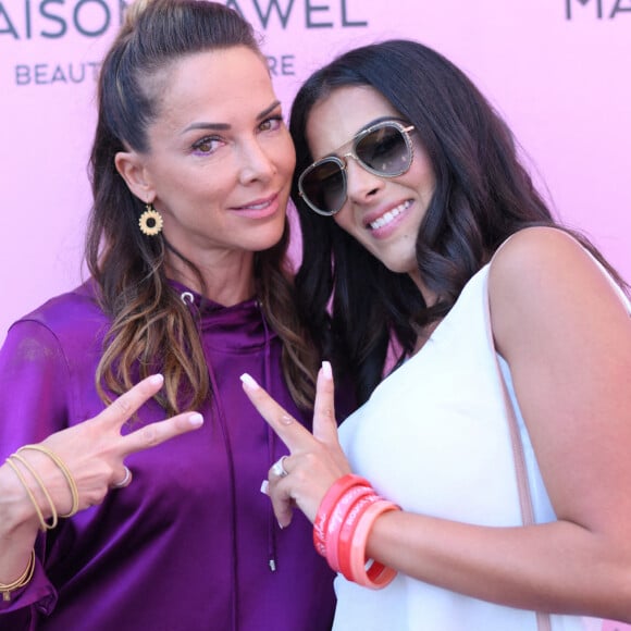 Exclusif - Mélissa Theuriau et sa belle soeur Nawel Debbouze - Inauguration de l'institut de beauté "Maison Nawel" à Marrakech au Maroc le 17 juin 2022. © Rachid Bellak/Bestimage 