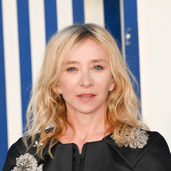 Sylvie Testud - Photocall de la journée d'ouverture du 3e Festival du Film de Cabourg. Le 16 juin 2022. © Coadic Guirec / Bestimage