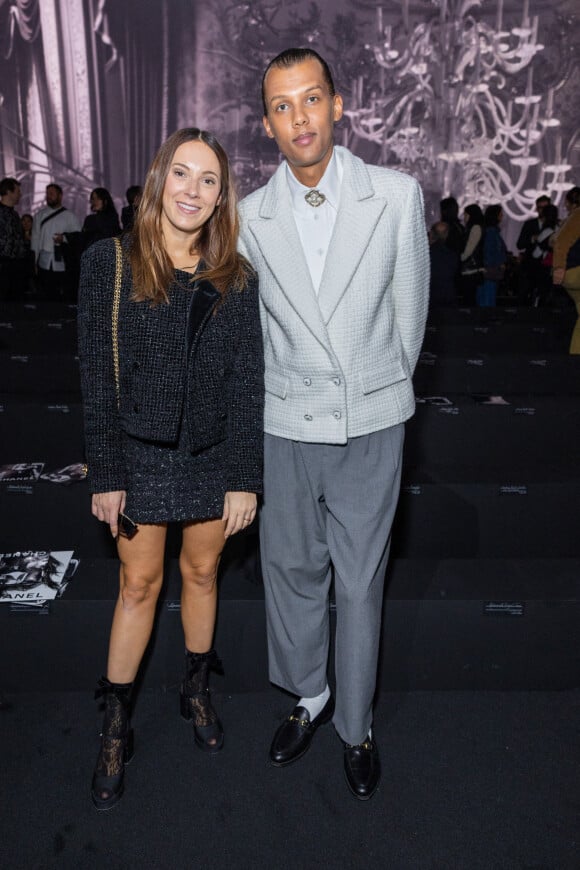 Le chanteur Stromae (Paul van Haver) et sa femme Coralie Barbier - Front Row au défilé Chanel Collection Femme Prêt-à-porter Printemps/Eté 2023 lors de la Fashion Week de Paris (PFW), France, le 4 octobre 2022. © Olivier Borde/Bestimage 