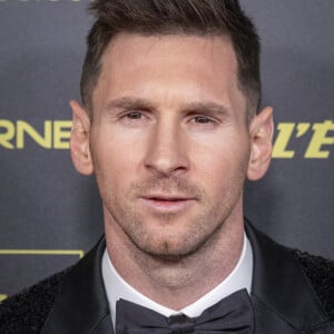 Lionel Messi (Ballon d'Or pour la 7ème fois) - Photocall de la cérémonie du Ballon d'Or 2021 au Théâtre du Châtelet le 29 novembre 2021. © Cyril Moreau/Bestimage