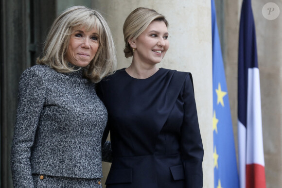 Brigitte Macron reçoit la première dame de l'Ukraine Olena Zelenska au palais de l'Elysée à Paris. © Stéphane Lemouton / Bestimage 