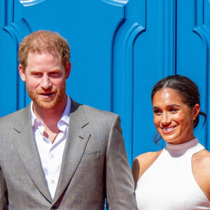 Le prince Harry, duc de Sussex et Meghan Markle, duchesse de Sussex, arrivent à l'hôtel de ville pour l'événement Invictus Games Dusseldorf 2023 One Year to Go, à Düsseldorf, Allemagne, le 6 septembre 2022. 