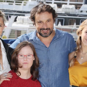 Bruno Salomone, Hélène de Fougerolles, Marie Dal Zotto et Maira Schmitt - Photocall du téléfilm "Mention Particulière" lors de la 19e édition du Festival de la Rochelle. Le 14 septembre 2017. © Patrick Bernard/Bestimage