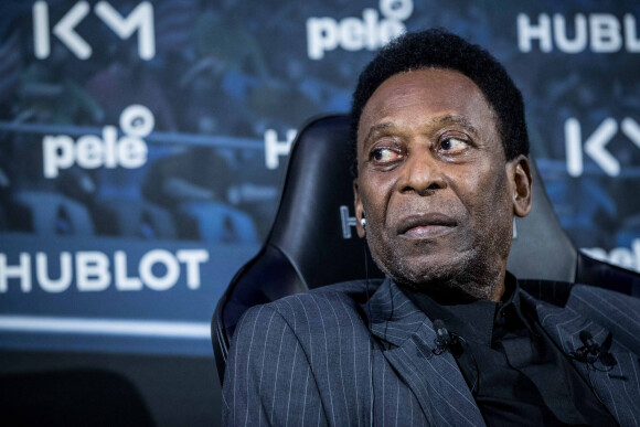 Info - Pelé, hospitalisé pour une infection respiratoire, rassure ses fans sur son compte Instagram - L'ancien footballeur international brésilien, Pelé (Edson Arantes do Nascimento) lors de la soirée organisé par l'horloger suisse Hublot "Hublot loves football" à l'hôtel Lutetia, dans le 6ème arrondissement de Paris, France, le 2 avril 2019. Pelé est l'ambassadeur de la Maison Hublot. © Cyril Moreau/Bestimage