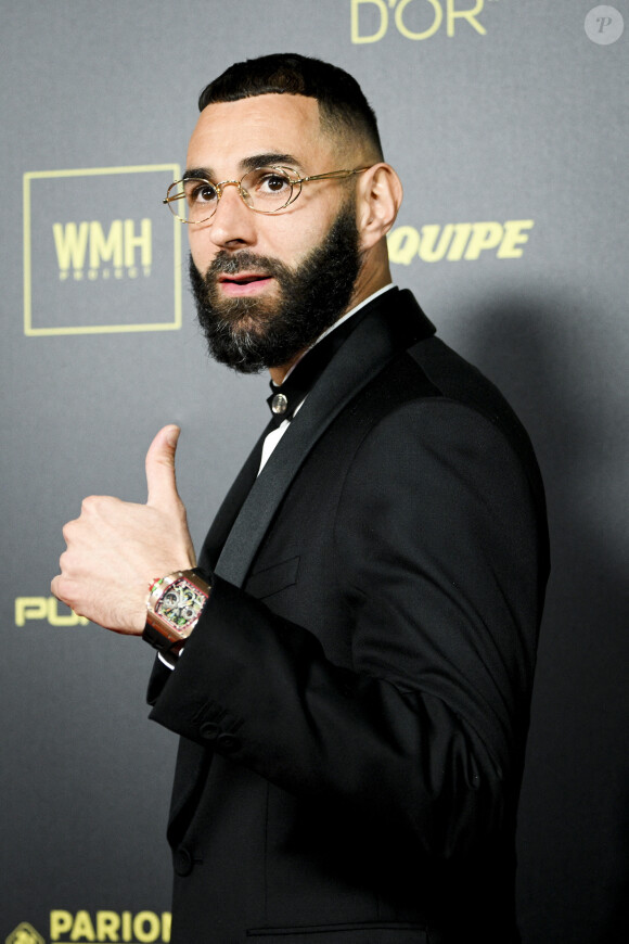 Karim Benzema - Photocall de la 66ème cérémonie du Ballon d'Or au Théâtre du Chatelet à Paris le 17 octobre 2022. 