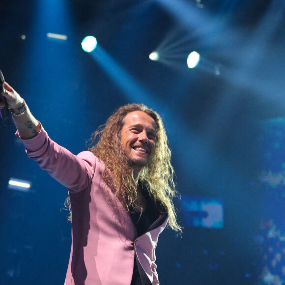 Exclusif - Julien Doré est en concert au Zenith Arena à Lille le 10 décembre 2022. © Stéphane Vansteenkiste / Bestimage